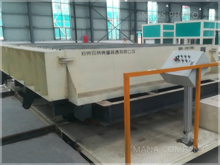M03-24型-立模主机及摆渡车.jpg